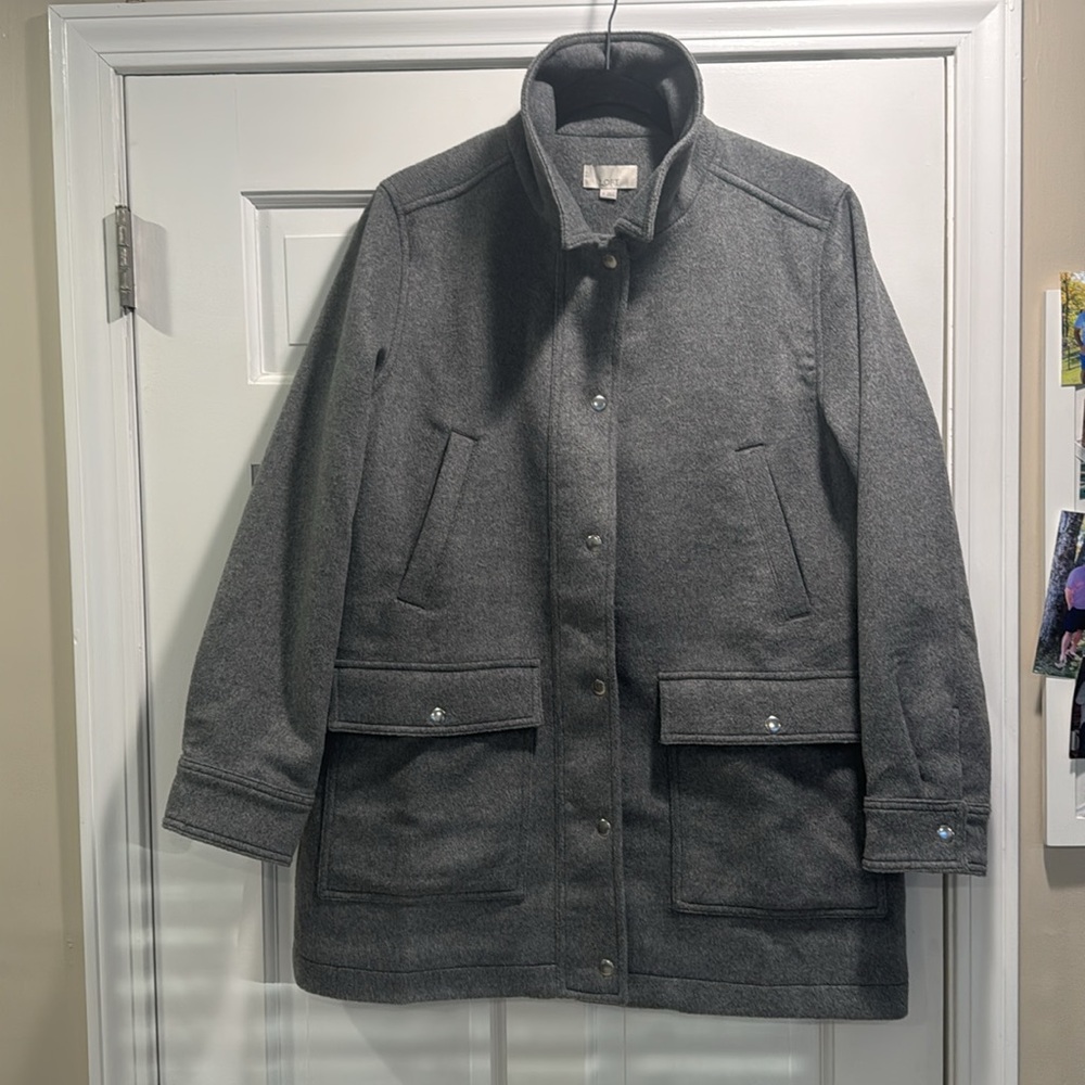 New Loft grey over coat. Beautiful details. Snap closures. Polyester/Wool blend.